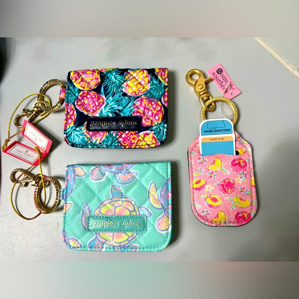 Simply Southern Keychain Wallets🩷